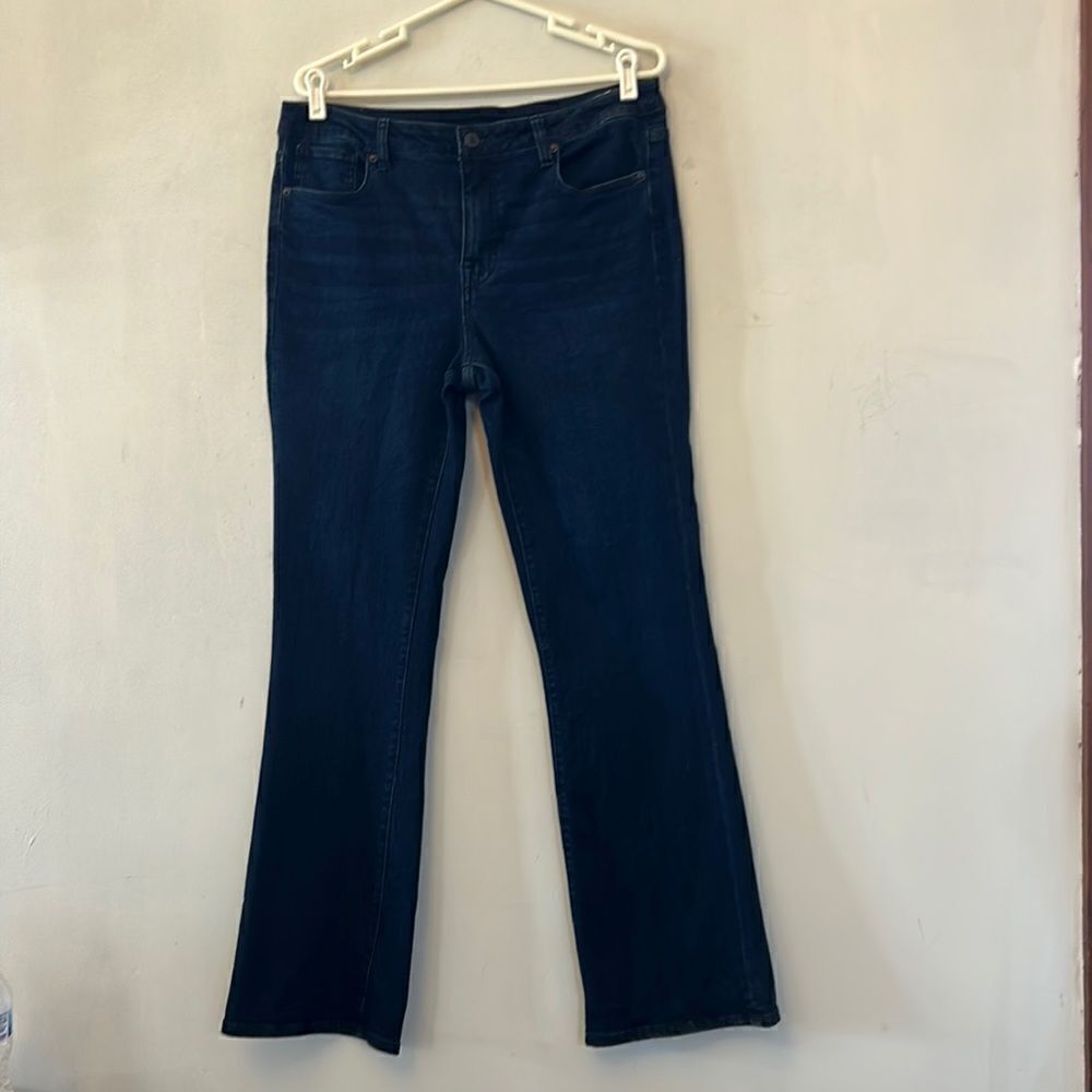 Buffalo David Bitton mid rise boot cut jeans Size 33 EUC